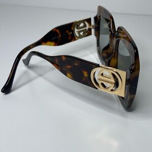 Designer Tortoise Shell Oversized Sunglasses